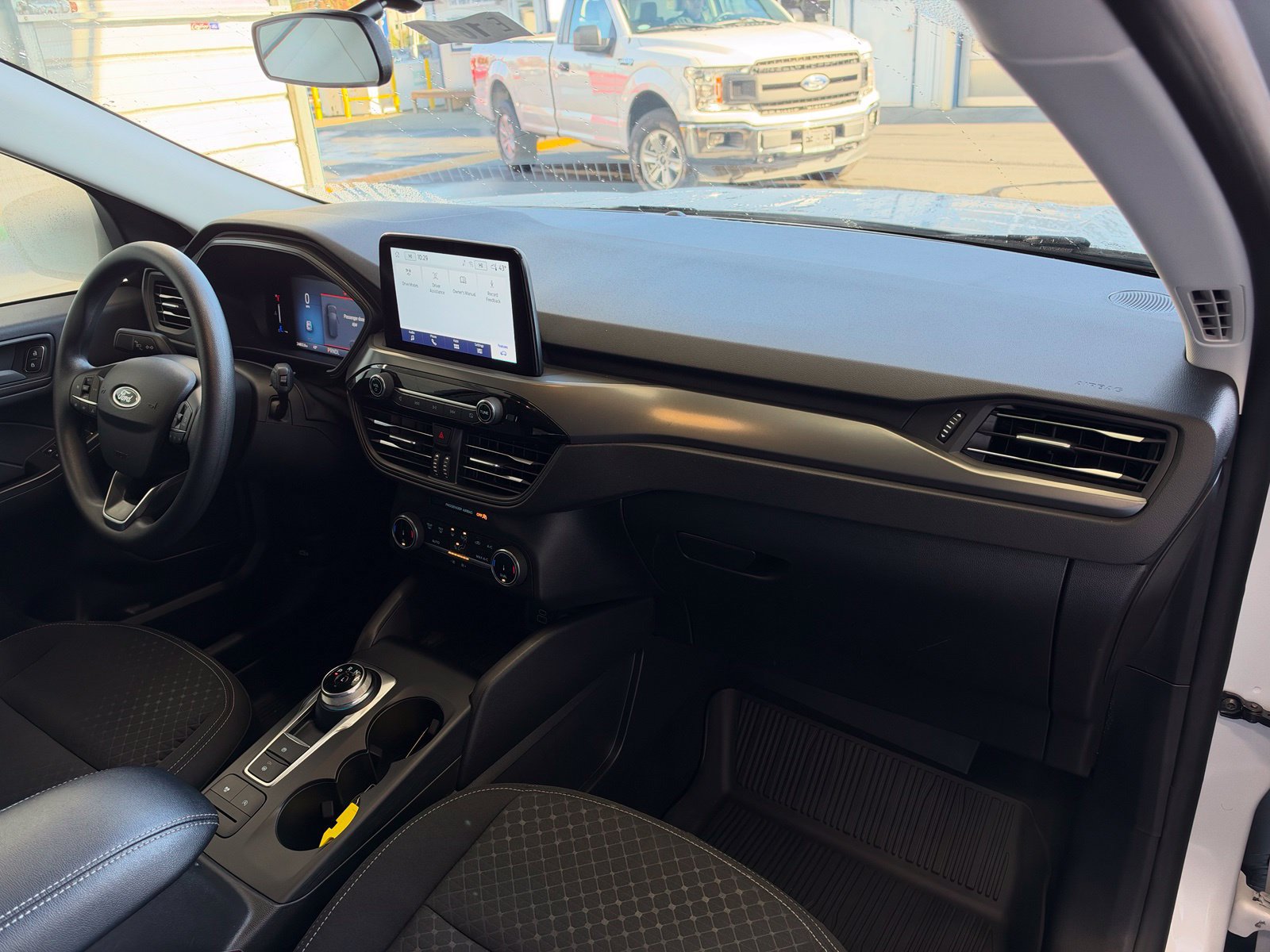 Used 2025 Ford Escape Active AWD/4WD image 11