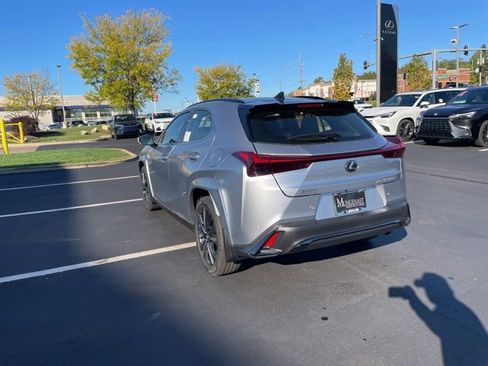 New 2025 Lexus UX 300h 300h F SPORT DESIGN AWD image 5