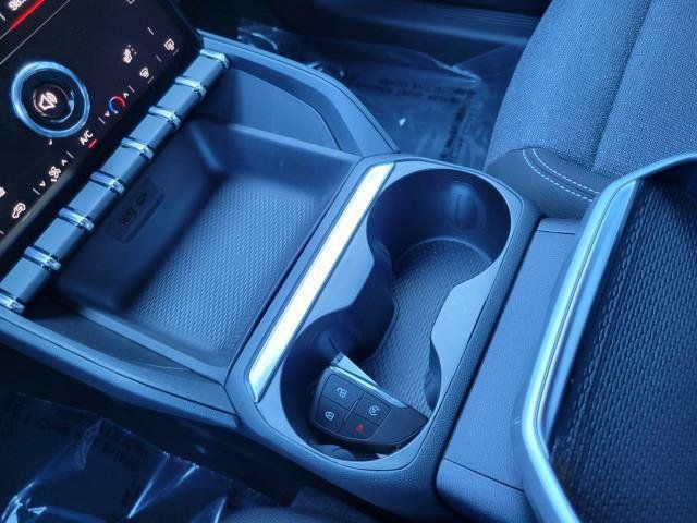 Used 2025 GMC Terrain Elevation AWD/4WD image 26
