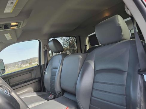 Used 2018 RAM 3500 Tradesman image 11