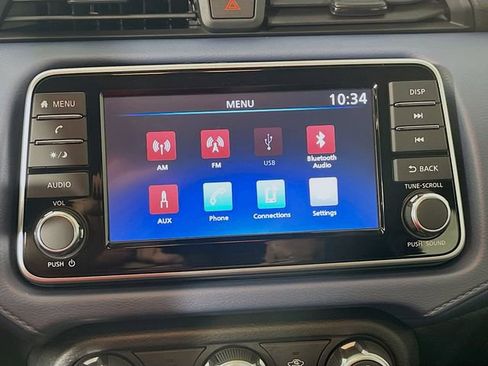 Used 2025 Nissan Versa SV w/ Trunk Package FWD image 15