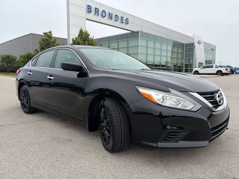 Used 2016 Nissan Altima 2.5 S w/ Power Driver Seat Package FWD image 1