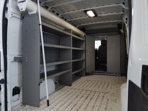 Used 2024 RAM ProMaster 2500 w/ Convenience Group FWD image 18
