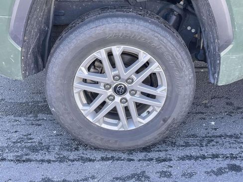 Used 2023 Toyota Tundra SR5 w/ SR5 Premium Package image 13