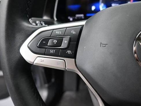 Used 2023 Volkswagen Jetta SE FWD image 6