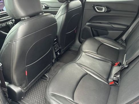 Used 2023 Jeep Compass Trailhawk image 13