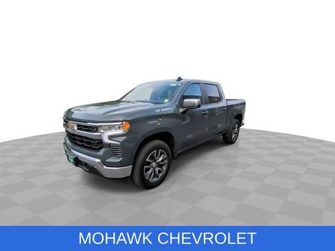Used 2025 Chevrolet Silverado 1500 LT AWD/4WD image 4