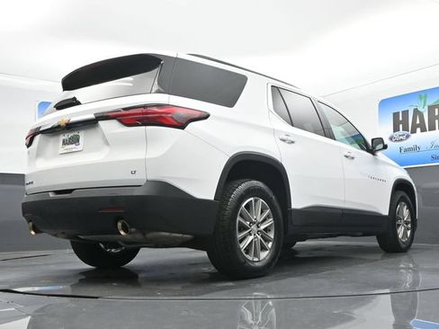 Used 2023 Chevrolet Traverse LT FWD image 21