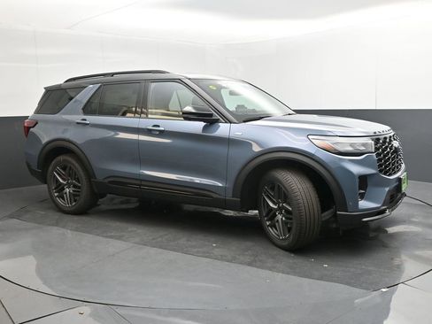 New 2026 Ford Explorer ST-Line w/ ST-Line Street Pack AWD/4WD image 37