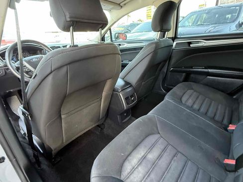 Used 2018 Ford Fusion SE w/ Fusion SE Technology Package FWD image 70