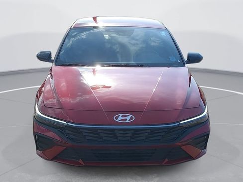 Certified 2025 Hyundai Elantra Sport FWD image 2