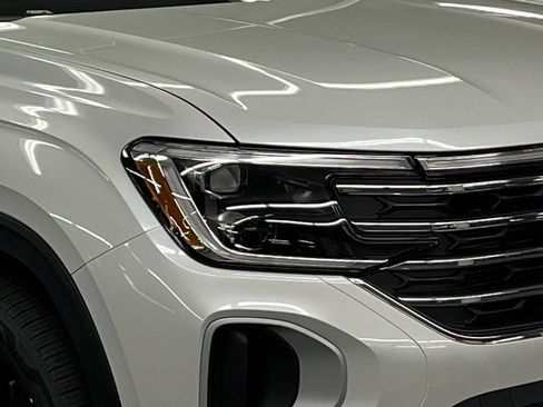 New 2026 Volkswagen Atlas SE image 43