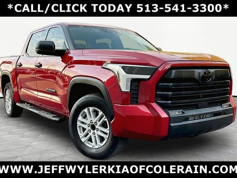 Used 2022 Toyota Tundra SR5 RWD image 3