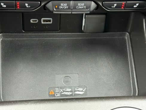 Used 2022 Chevrolet Tahoe RST w/ Luxury Package image 25