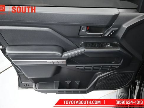 Used 2025 Toyota 4Runner TRD Sport Premium AWD/4WD image 27