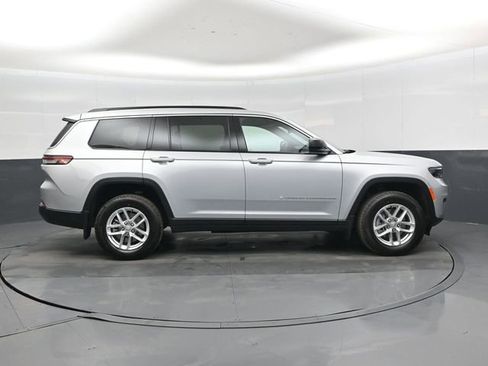 New 2026 Jeep Grand Cherokee L 4WD image 2