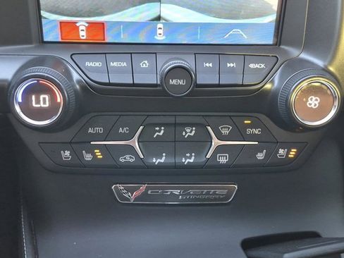 Used 2019 Chevrolet Corvette Stingray Coupe image 30