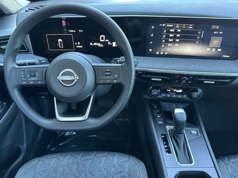 New 2026 Nissan Kicks SV image 16