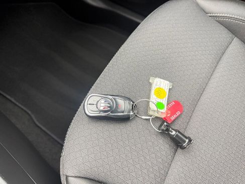 Used 2025 Buick Encore GX Preferred image 22