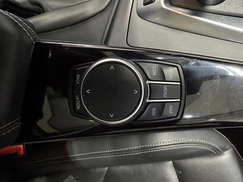 Used 2018 BMW M4 Coupe RWD image 25