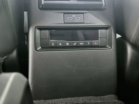 Used 2024 MAZDA CX-90 Plug-In Hybrid w/ Premium Pkg AWD/4WD image 27