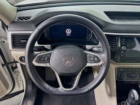 Used 2023 Volkswagen Atlas SE AWD/4WD image 14