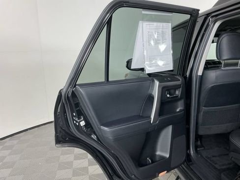 Used 2020 Toyota 4Runner SR5 Premium AWD/4WD image 25