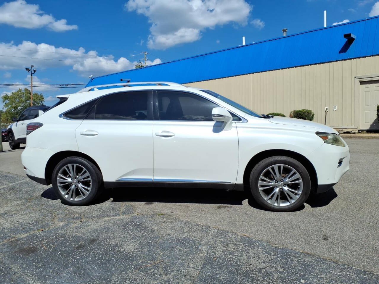 Used 2013 Lexus RX 350 FWD w/ Navigation Pkg image 2