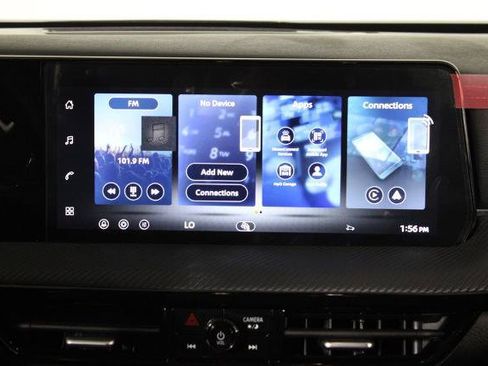 Certified 2026 Nissan Kicks SR FWD image 9
