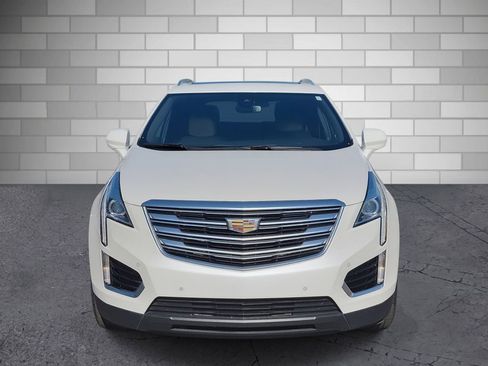 Used 2018 Cadillac XT5 Luxury w/ Driver Awareness Package image 8