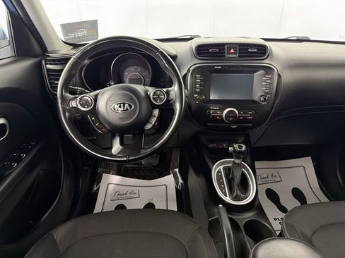 Used 2019 Kia Soul + image 21