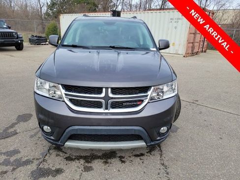 Used 2014 Dodge Journey Limited w/ Sun/Sound & Wheel Group image 9