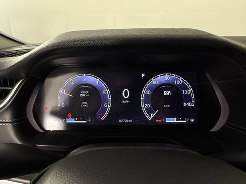 Used 2023 Jeep Grand Cherokee L Laredo RWD image 21