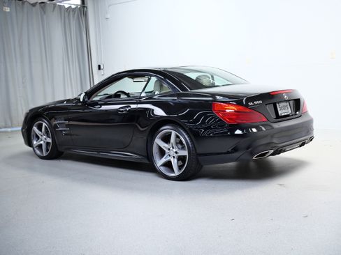 Used 2017 Mercedes-Benz SL 550 image 11