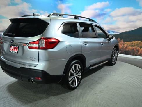 Used 2021 Subaru Ascent Limited w/ Technology Package image 9