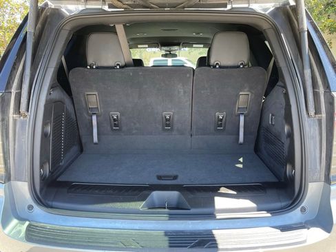 Used 2025 Chevrolet Tahoe LT AWD/4WD image 7