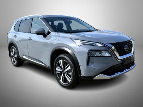 Used 2023 Nissan Rogue Platinum w/ Platinum Premium Package AWD/4WD image 3