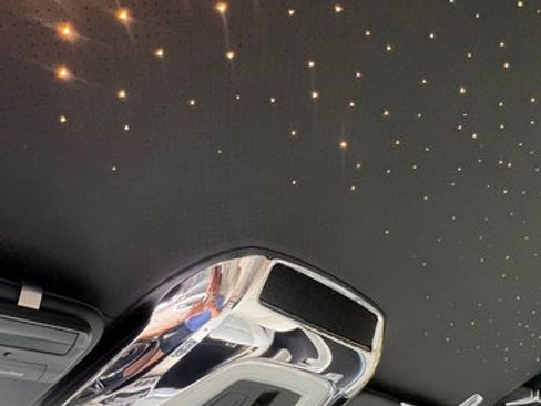 Used 2019 Rolls-Royce Wraith image 14