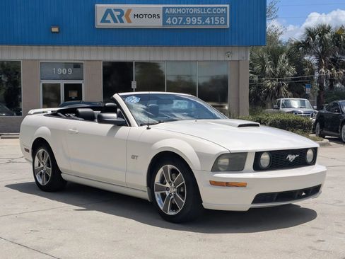 Used 2008 Ford Mustang GT Premium RWD image 4