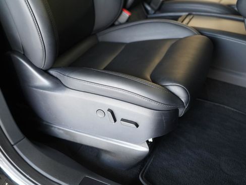 Used 2020 Tesla Model X Performance image 27