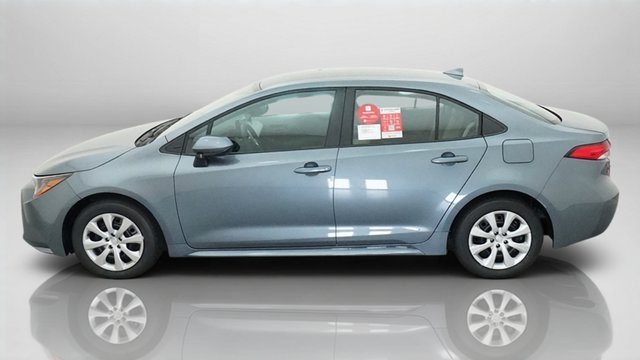 New 2027 Toyota Corolla LE FWD image 2