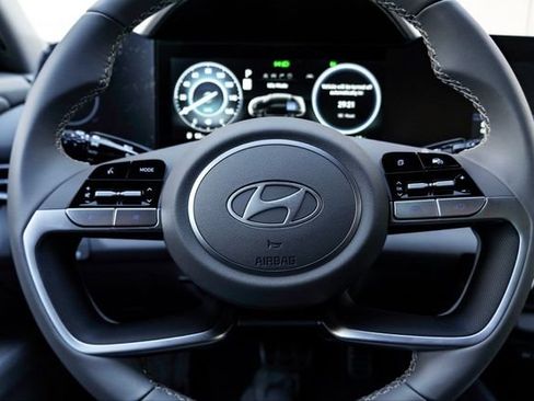 New 2025 Hyundai Elantra SEL FWD image 35