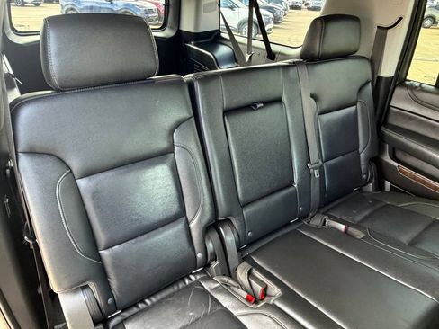 Used 2020 Chevrolet Suburban LT w/ Texas Edition Package RWD image 39