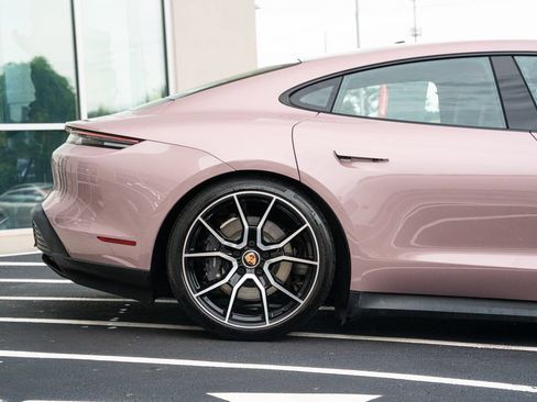 Used 2023 Porsche Taycan w/ Premium Package RWD image 11