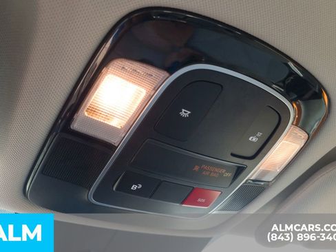 Used 2025 Hyundai Sonata SEL FWD image 16