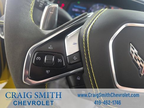 Used 2025 Chevrolet Corvette Stingray Premium Conv w/ Z51 Performance Package RWD image 14