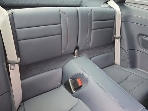 Used 2025 Porsche 911 Carrera image 19