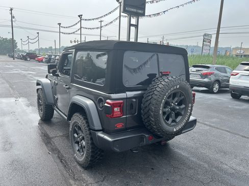 Used 2023 Jeep Wrangler Sport AWD/4WD image 6