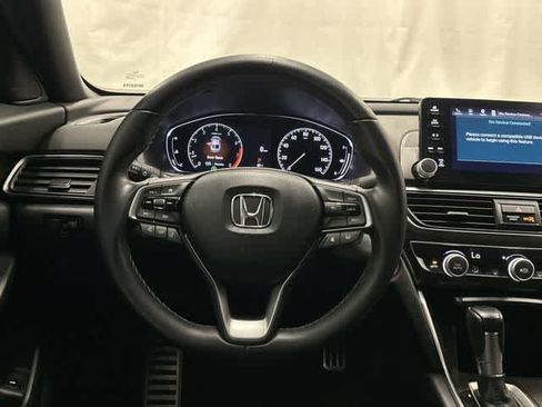 Used 2021 Honda Accord Sport image 15