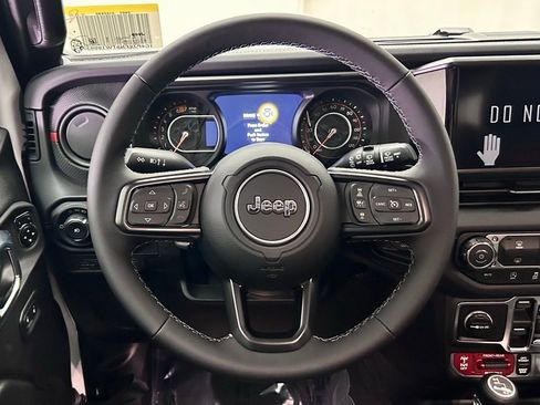 New 2026 Jeep Wrangler Unlimited Rubicon image 25